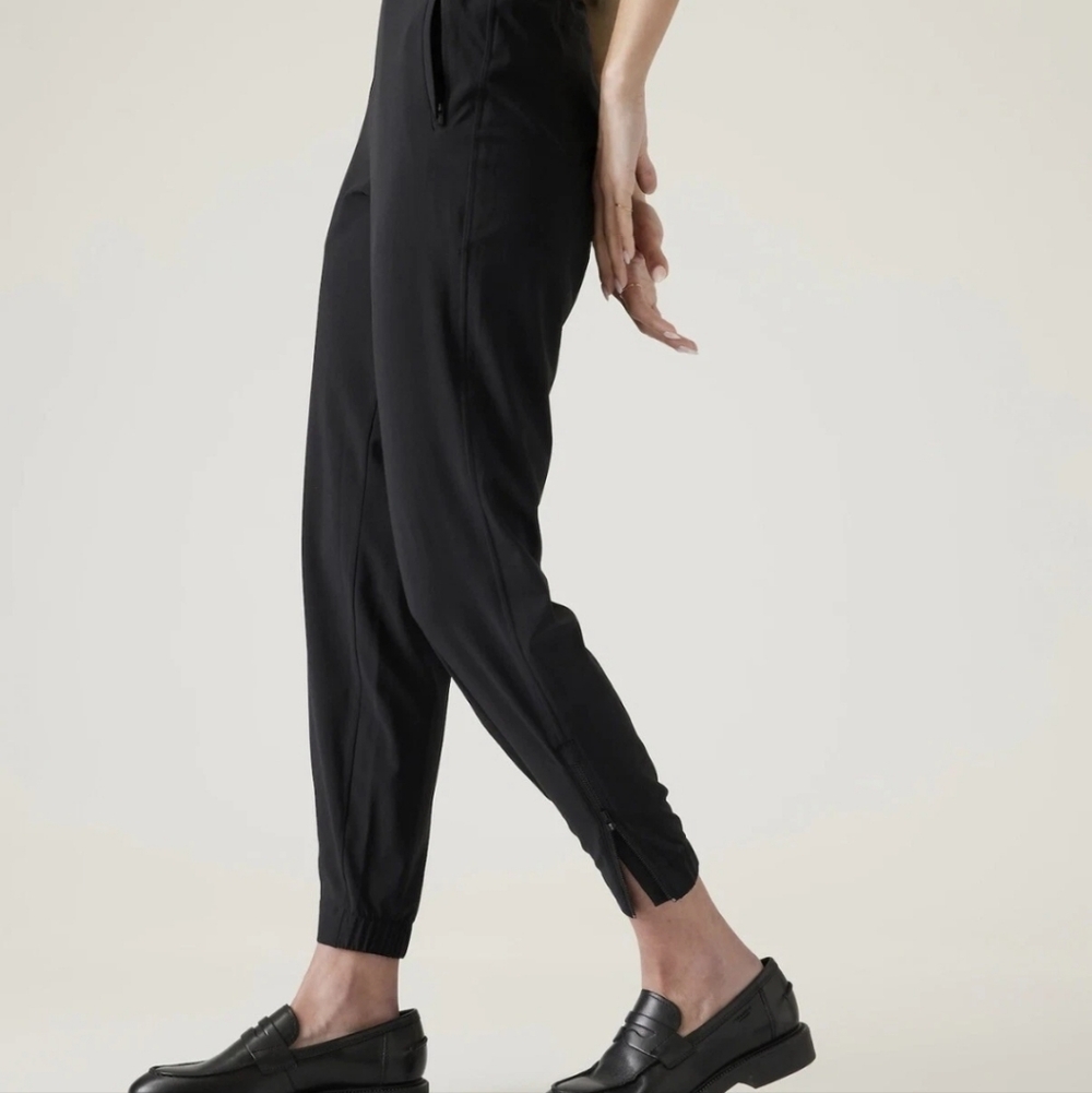 Athleta Brooklyn Heights High Rise Jogger In Black Size 8 - Picture 2 of 7